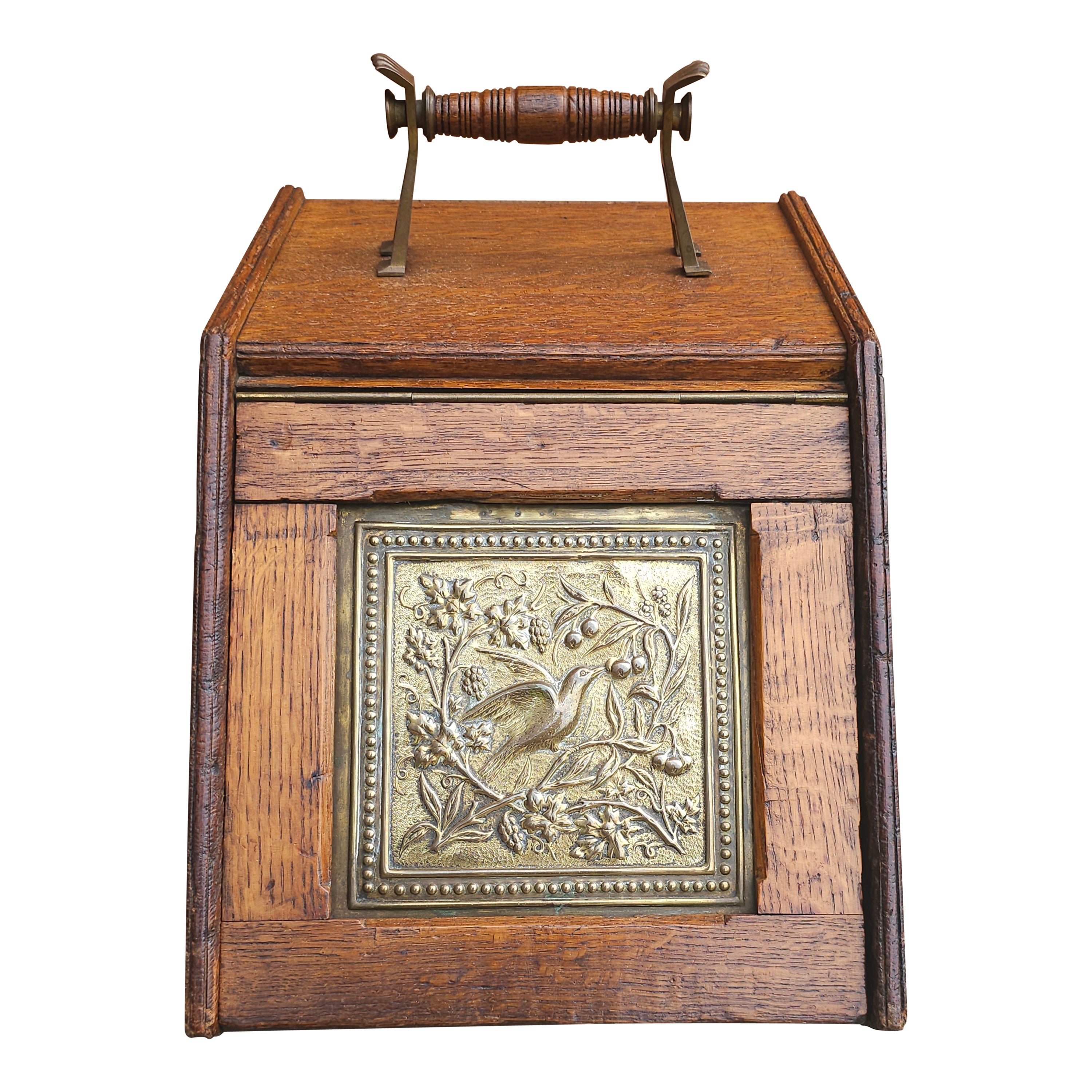 Early 20th Century Victorian Style Oak and Brass Coal Scuttle For Sale
