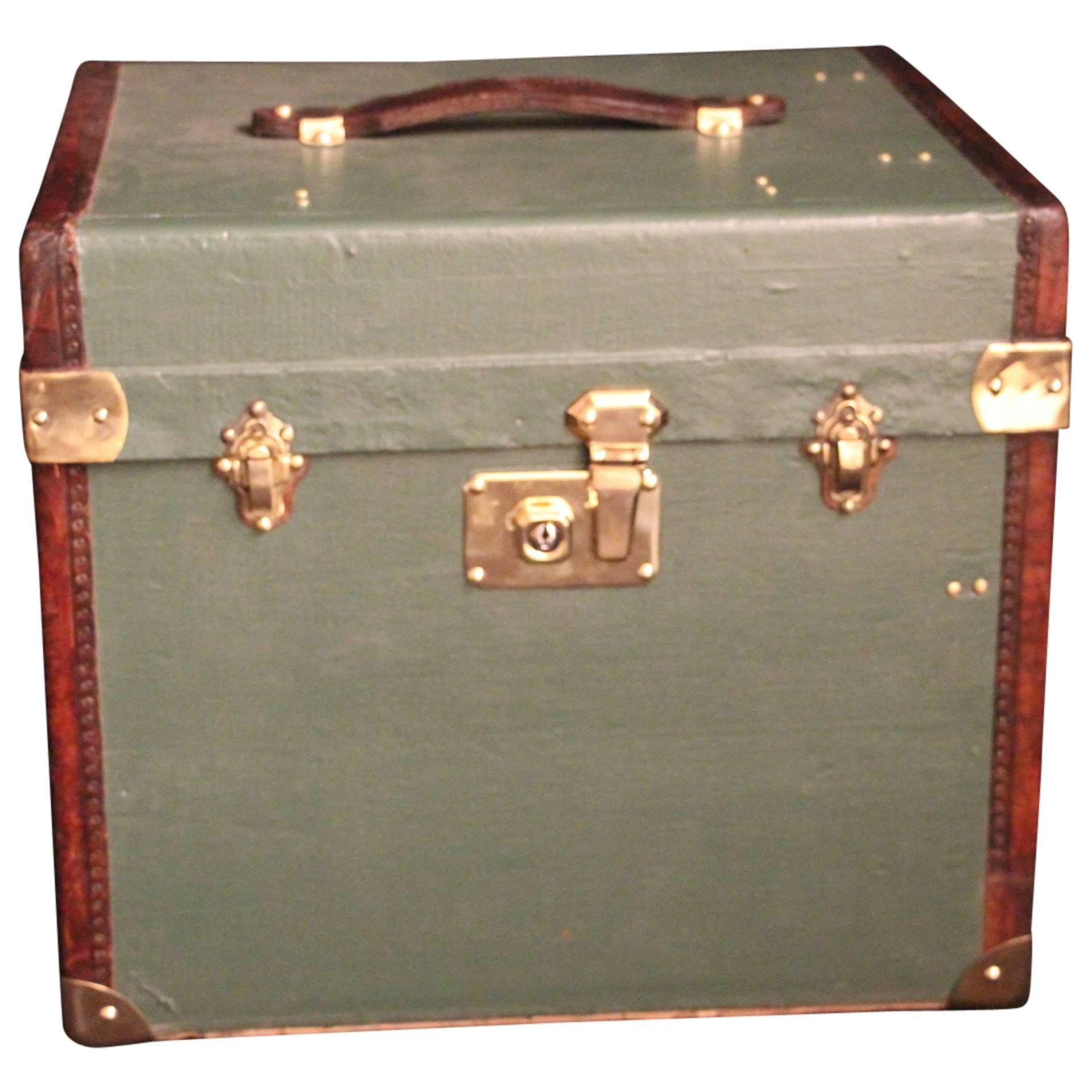 1930s French Green Canvas And Brass Fittings Hat Trunk