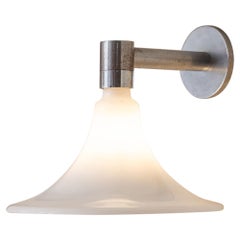 Italian midcentury wall lamp model AM30T by Franco Albini for Sirrah