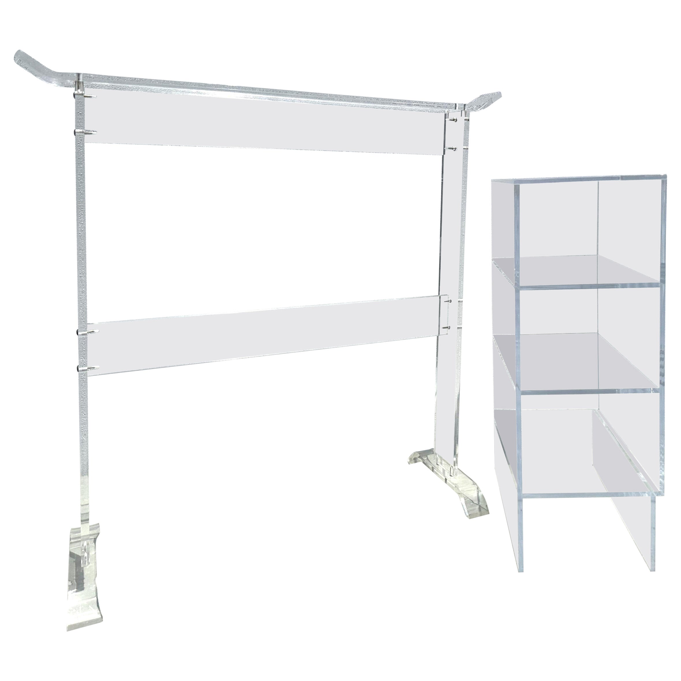 Valet et étagère contemporains en lucite