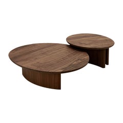 Set di due tavoli in noce Arco di Sabine Marcelis in STOCK