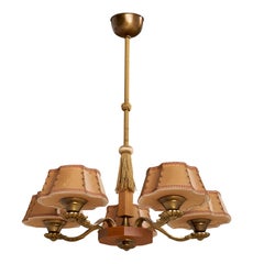 Schwedischer Designer, Kronleuchter, Messing, Holz, Papier, Stoff, Schweden, 1930er Jahre