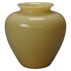 Antico vaso in vetro artistico Steuben Glass in avorio con etichetta originale C1920