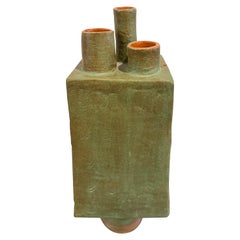 Vaso in terracotta pesante in Verdigris con 3 aperture