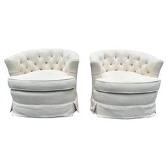 Belle paire de chaises longues tuftées à dossier baril de style Harvey Probber