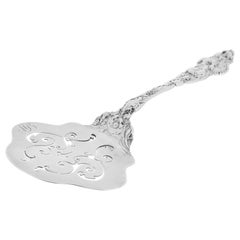 Antique Reed & Barton 'Le Six Fleurs' Sterling Silver 9-Inch Waffle Server