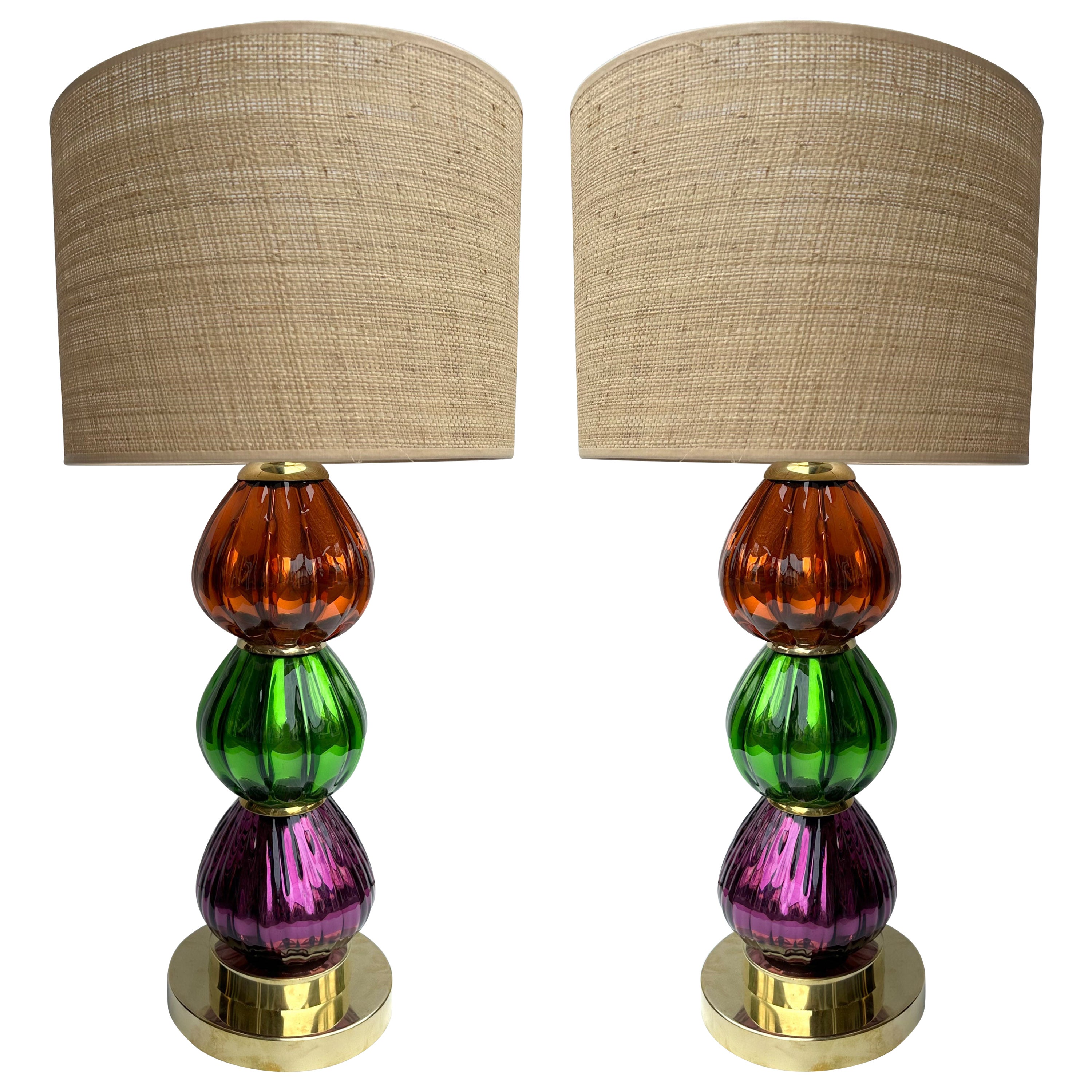 Contemporary Pair of Brass and Colored Mirrored Murano Glass Lamps, Italien im Angebot