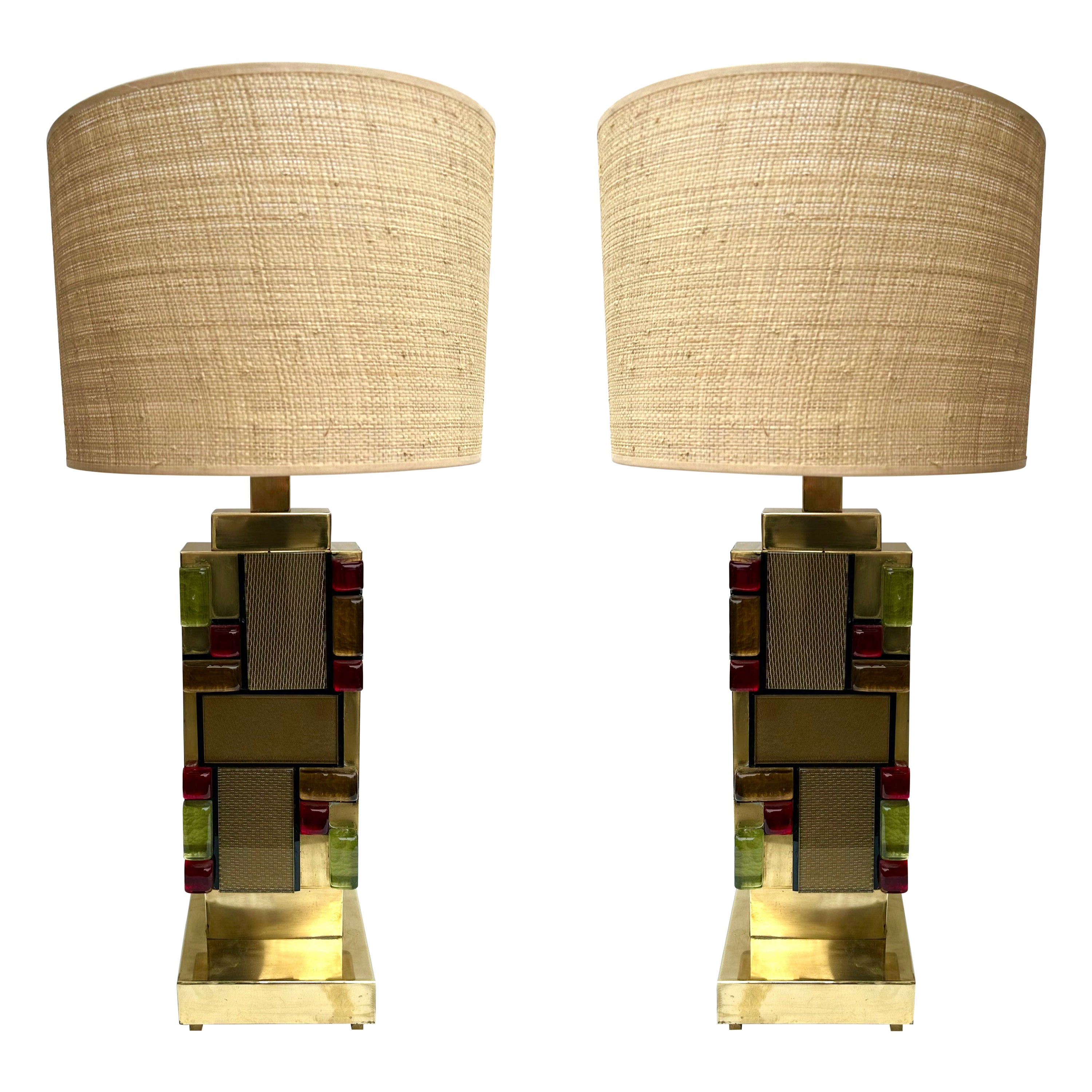 Contemporary Pair of Brass Textured and Cabochon Murano Glass Lamps, Italy For Sale