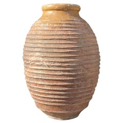 Jarre à olives grecque striée du 19e siècle, ancienne