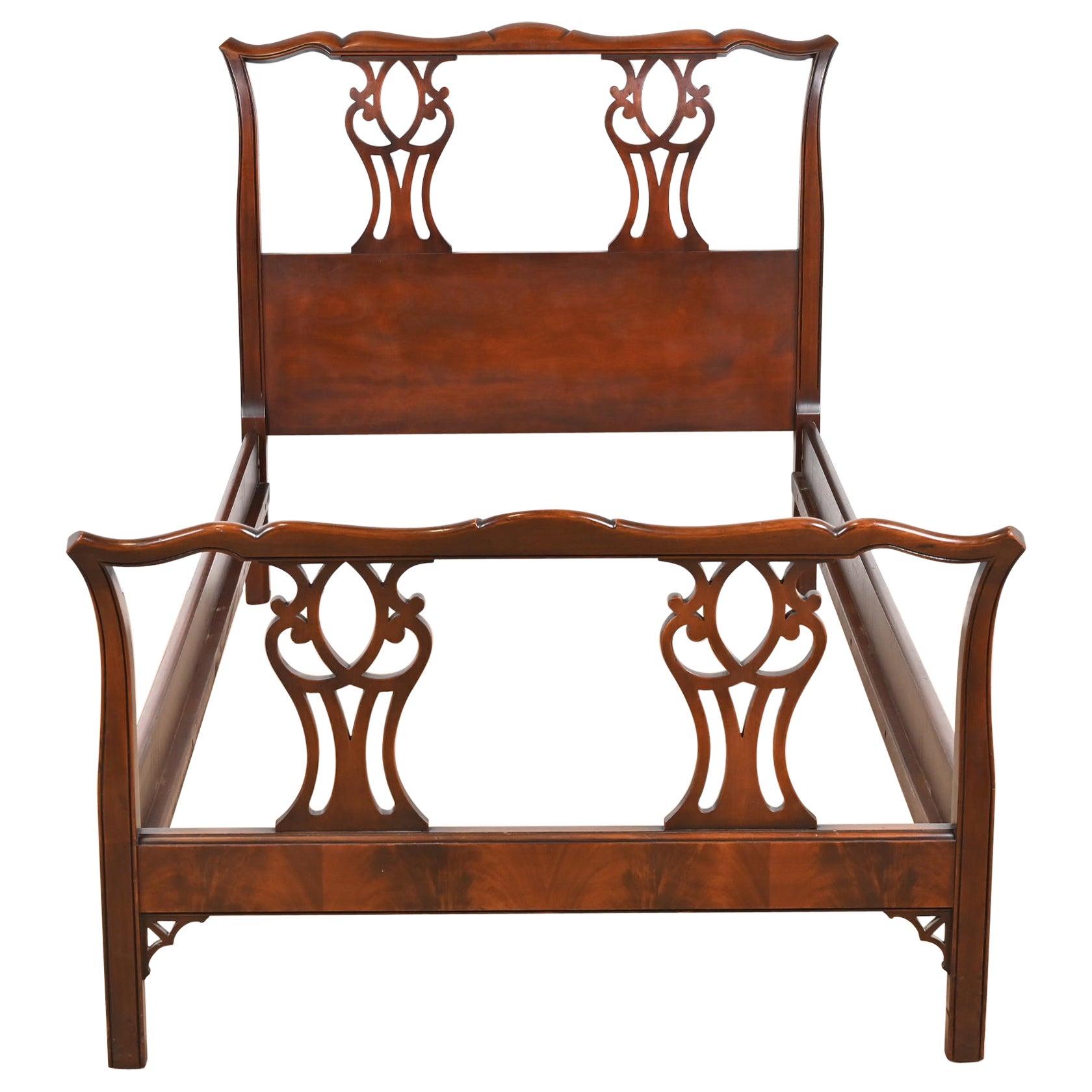 Landstrom Georgian Carved Mahogany Twin Size Bed, Circa 1940s