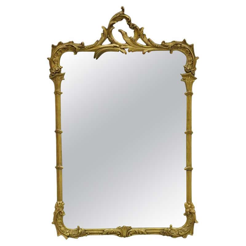 Vintage Italian Rococo Style Gold Giltwood White Shell Carved Wall ...