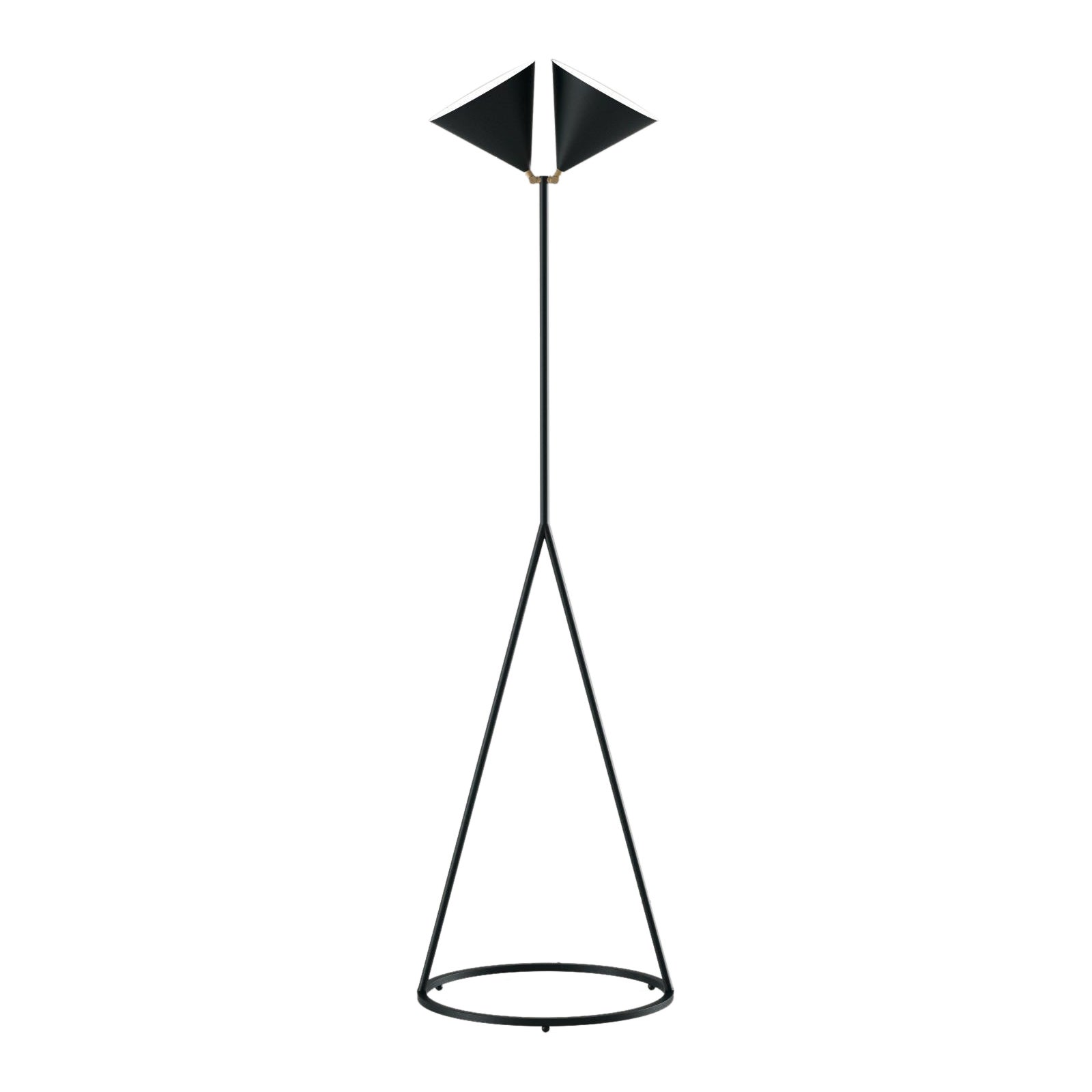 Lampada da terra Deux di Atelier A Light