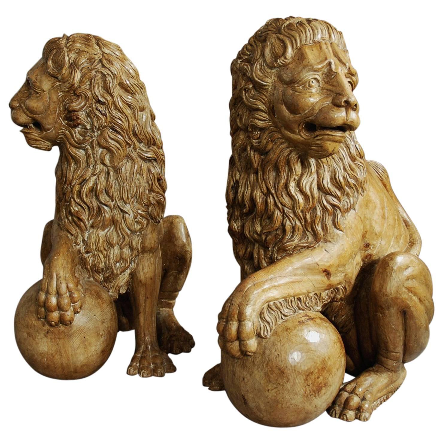 Pair of life size Highly Decorative 19thc Italian Carved Pine Medici Lions For Sale