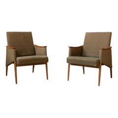 Pareja de sillones de roble checoslovaco de los años 70 con tela en relieve