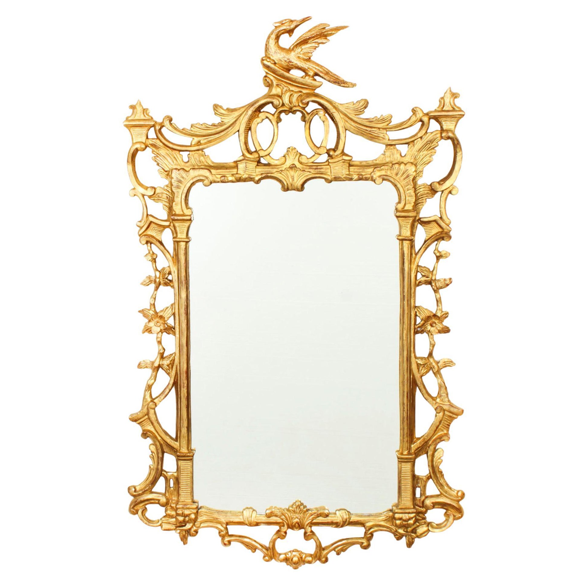Antique miroir décoratif français en bois doré 19ème siècle 127 x 77 cm en vente