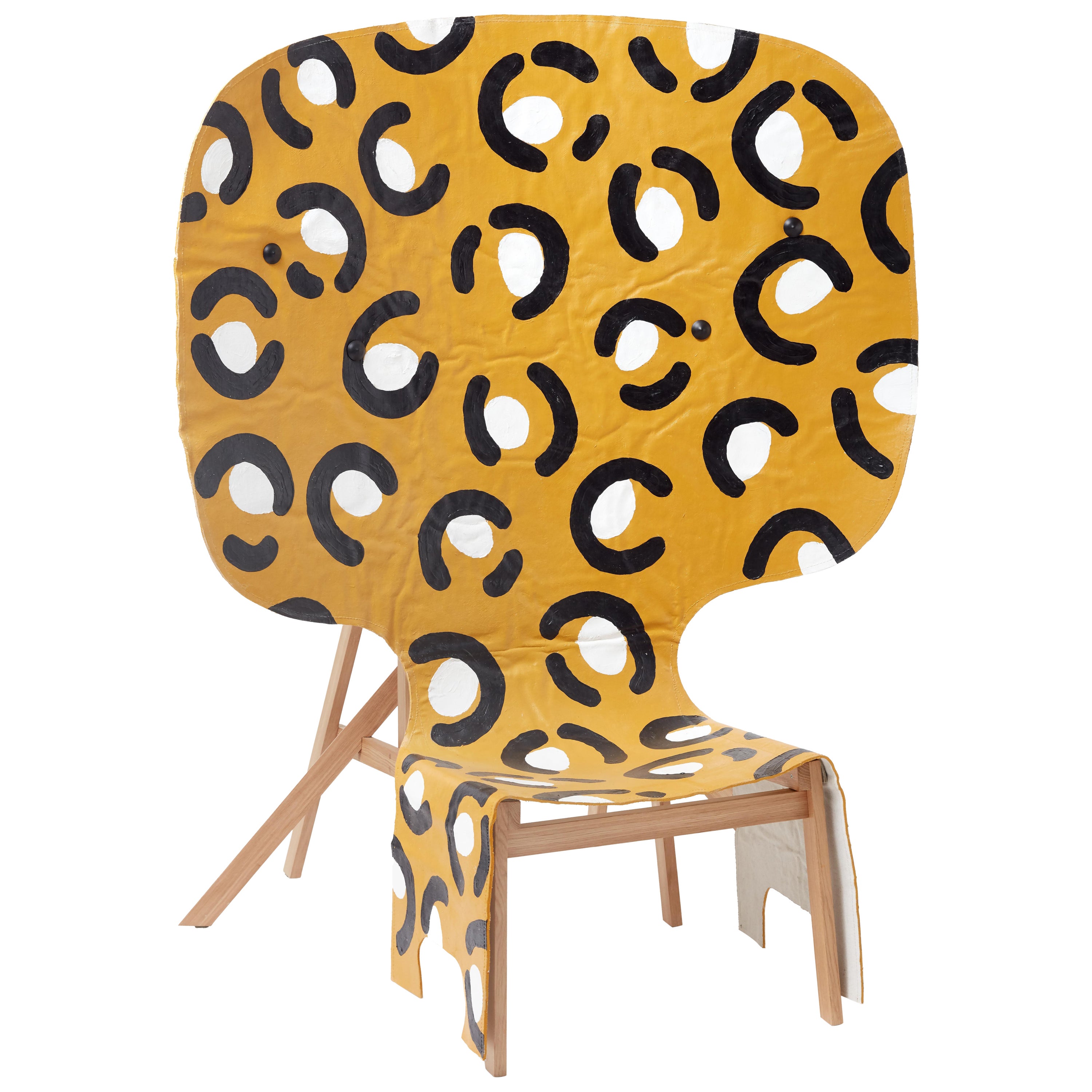 Silla escultórica expuesta en Design Miami. Madera y Lino Patrón Leopardo en venta