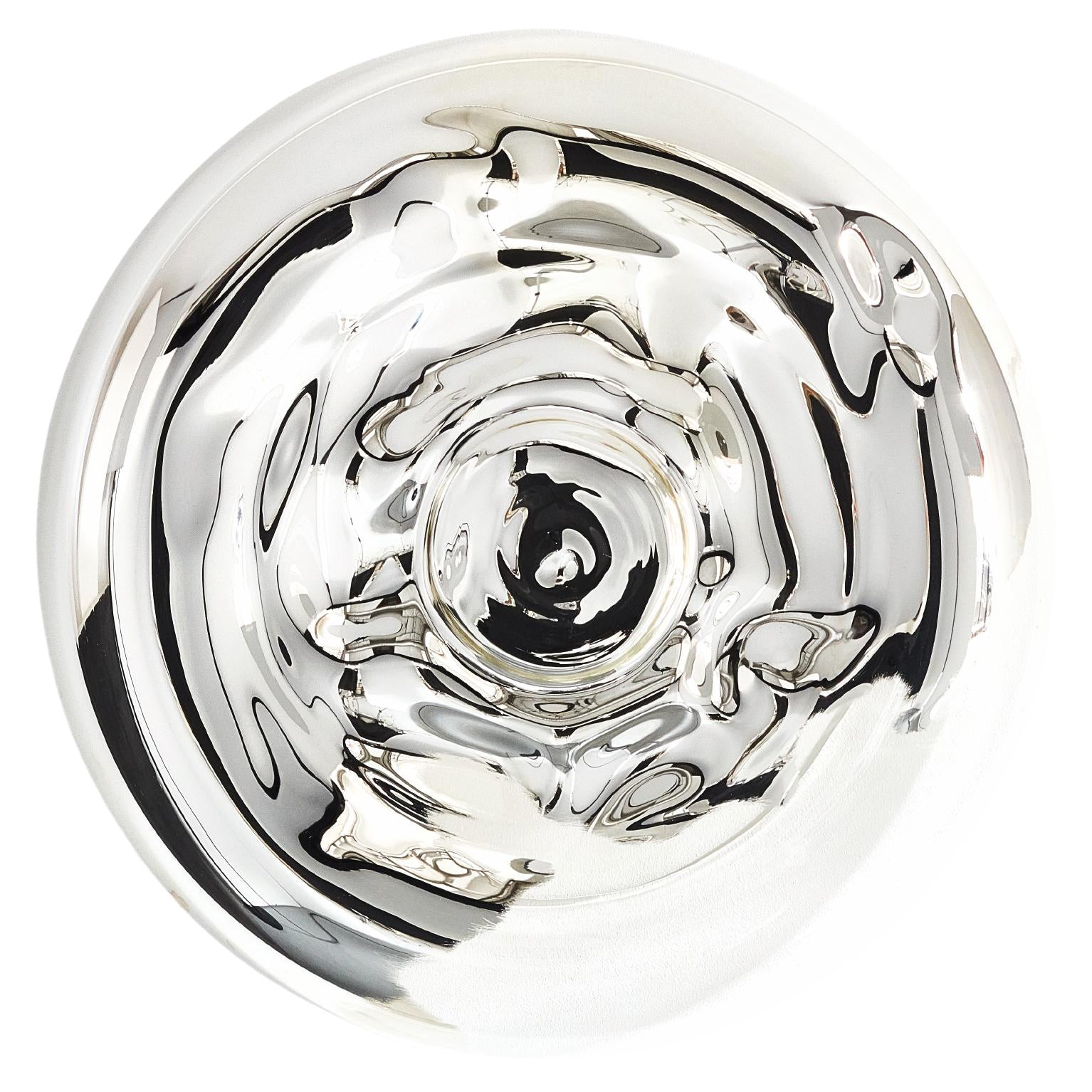 Specchio da parete in vetro soffiato con argento placcato realizzato a mano da Sanna Völker