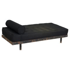 Jean Prouvé JP-SCAL-450 Daybed / Autentico Mid-Century Modern