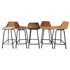 Set of 5 barstools of wicker and metal by Rohé Noordwolde, 1960's