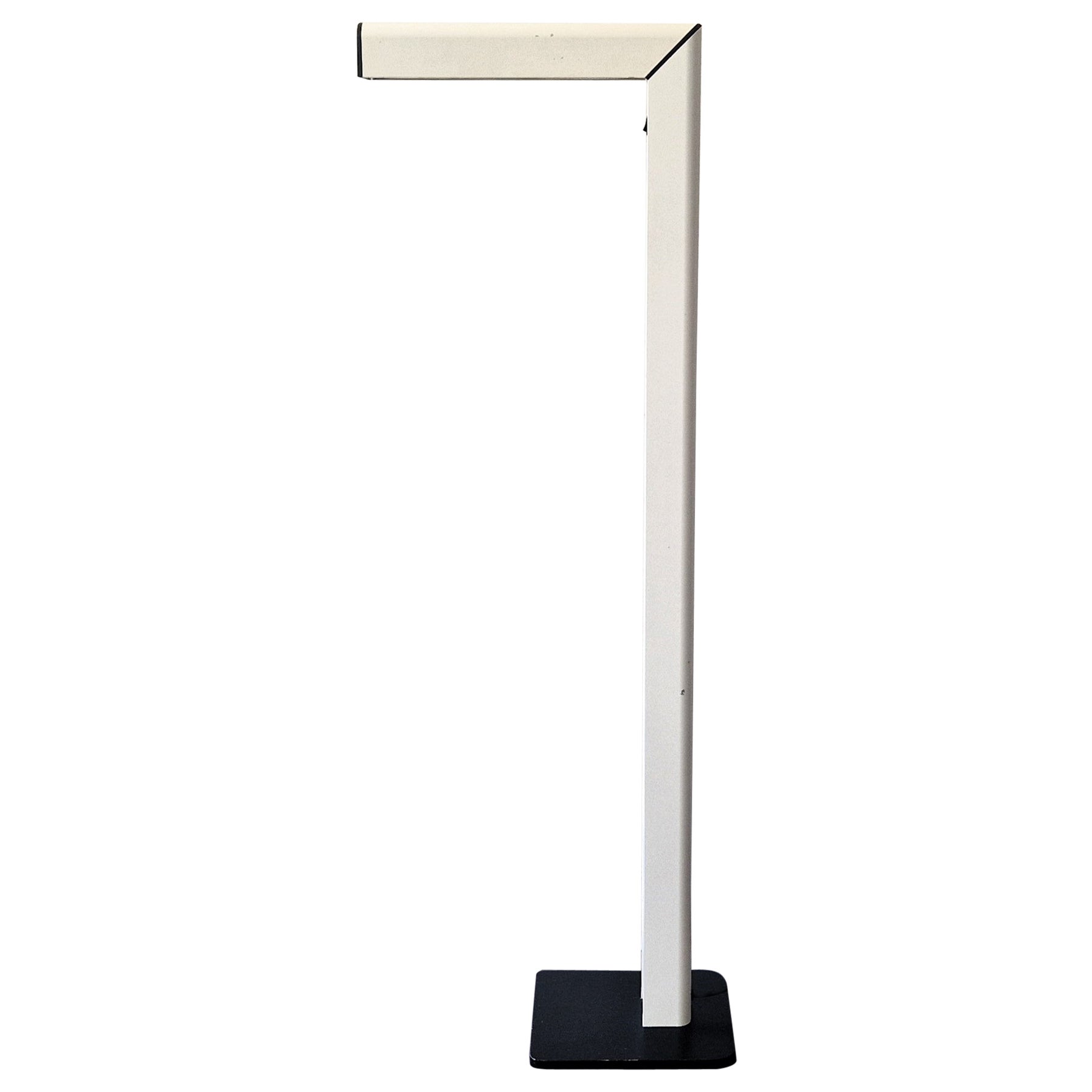 L-shaped metal floor lamp, 1970's/1980's