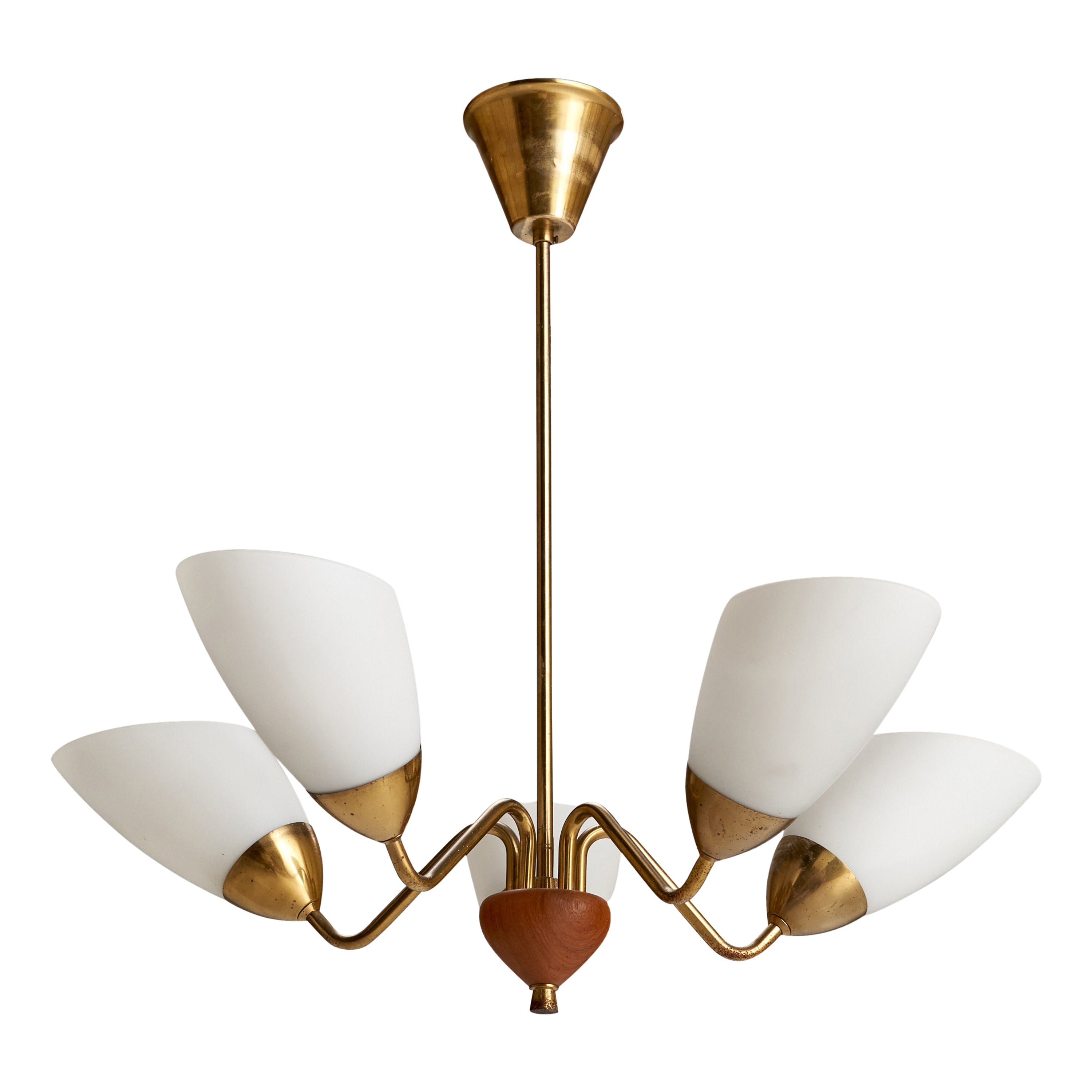 Schwedischer Designer, Kronleuchter, Messing, Glas, Holz, Schweden, 1940er Jahre im Angebot