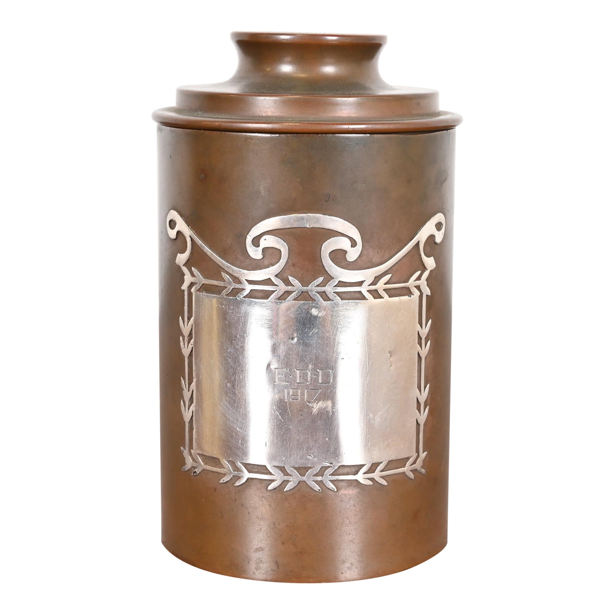 Caja o recipiente redondo para cigarrillos Heintz Arts & Crafts de plata de ley sobre bronce en venta