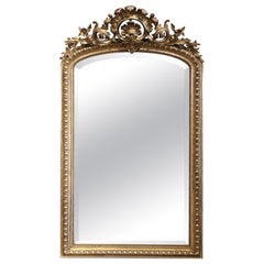 19. Jahrhundert Französisch Louis XV gewölbt und geschnitzt Giltwood Beveled Wandspiegel
