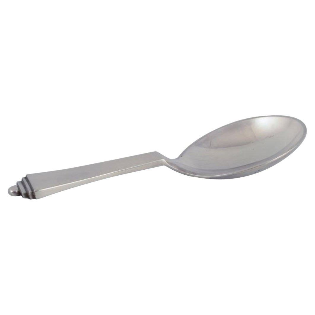 Cuchara compota piramidal Georg Jensen de plata de ley.