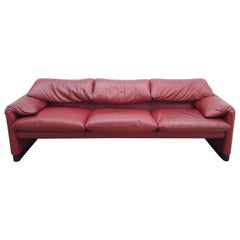 Cassina Maralunga Dreisitzer Echtledersofa Rot neuwertige Couch