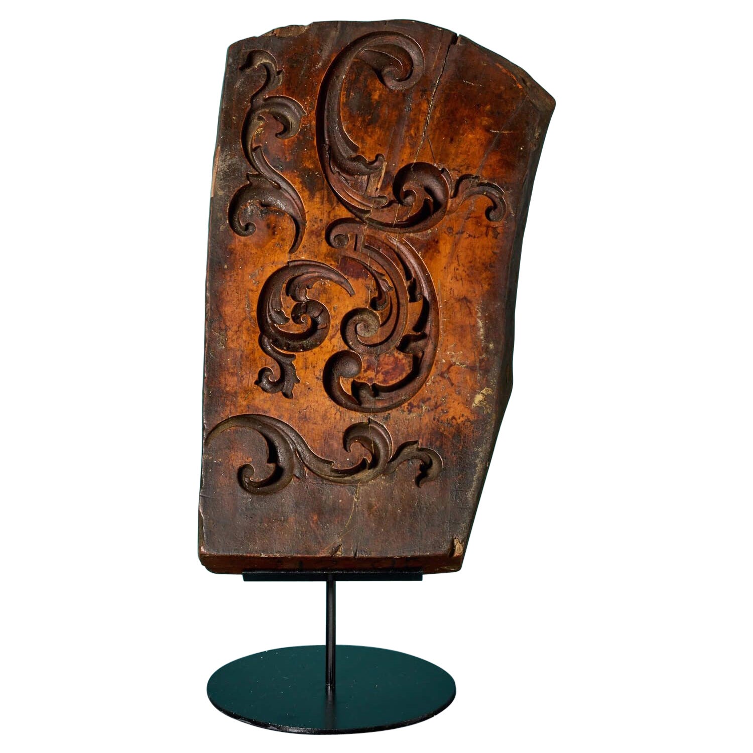 Moule antique en bois sculpté Ex. Collection Tucker