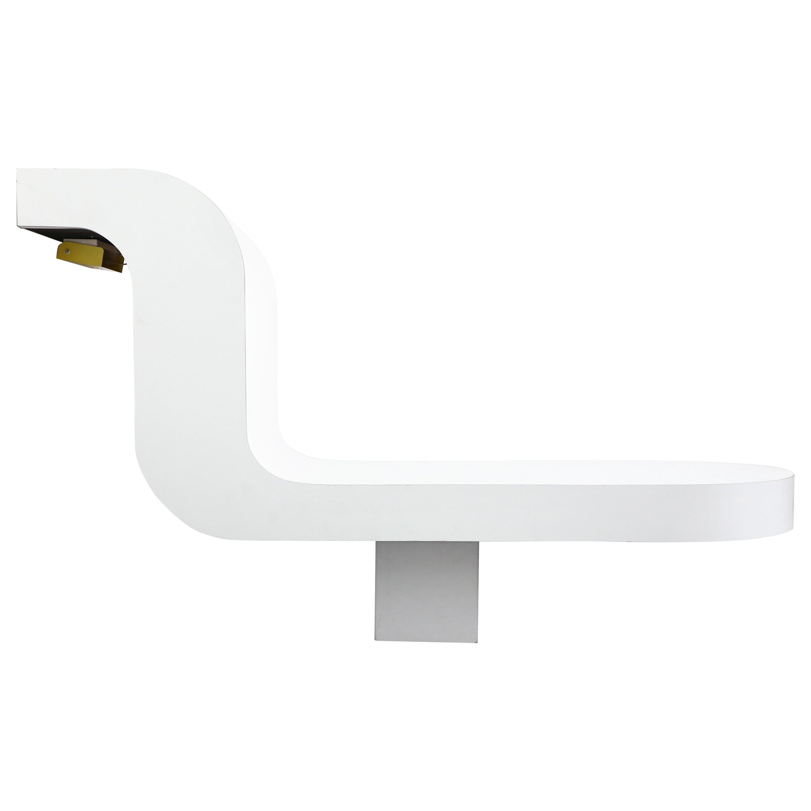 Mesa o mesilla de noche MOD White Wave de los años 70 con librería oculta y luz en venta