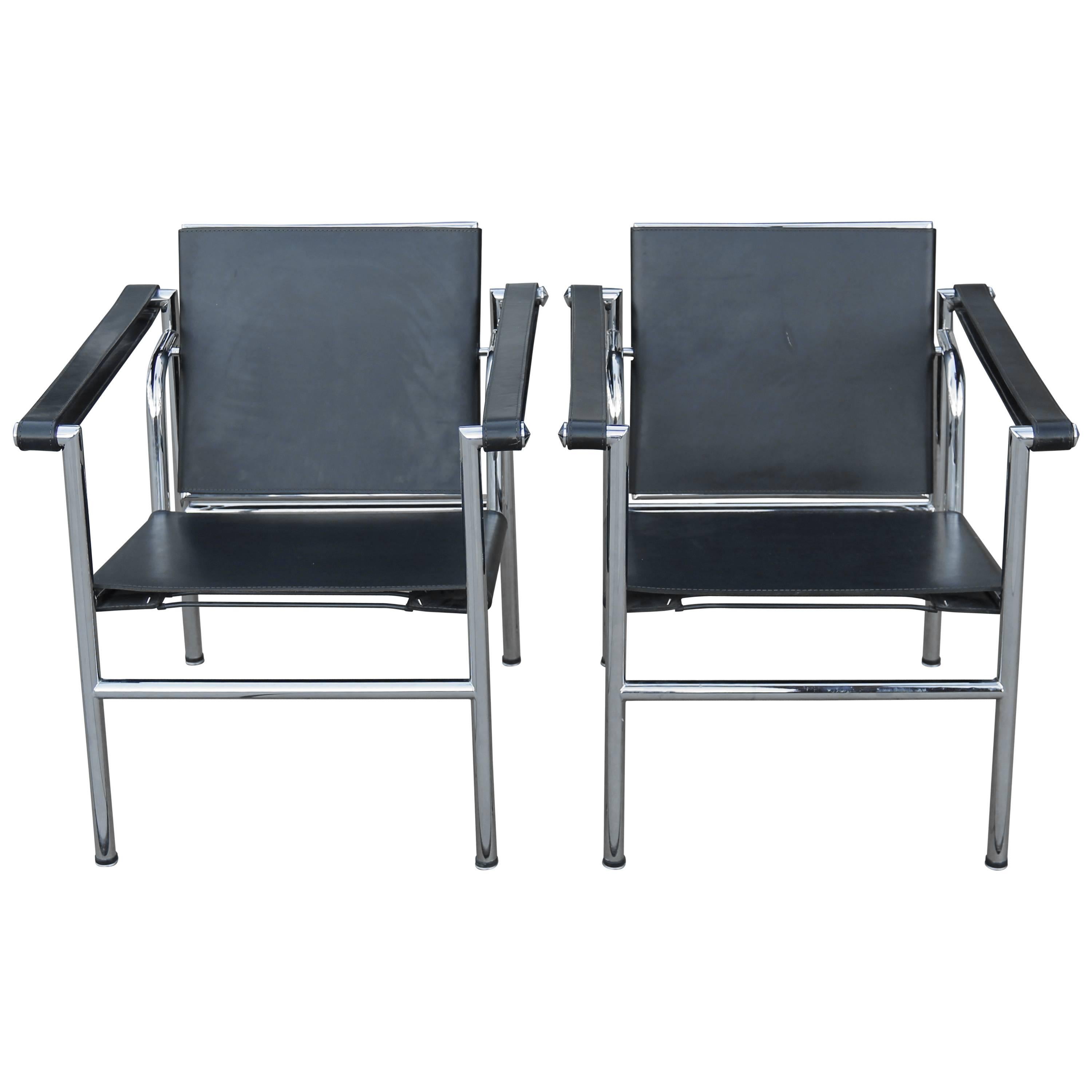 Pair of Le Corbussier Chairs, lc1
