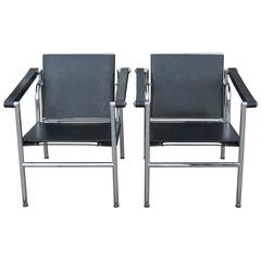 Pair of Le Corbussier Chairs, lc1