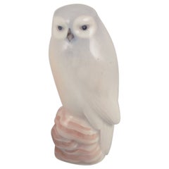 Royal Copenhagen, porcelain figurine of an owl. Early 1900s.