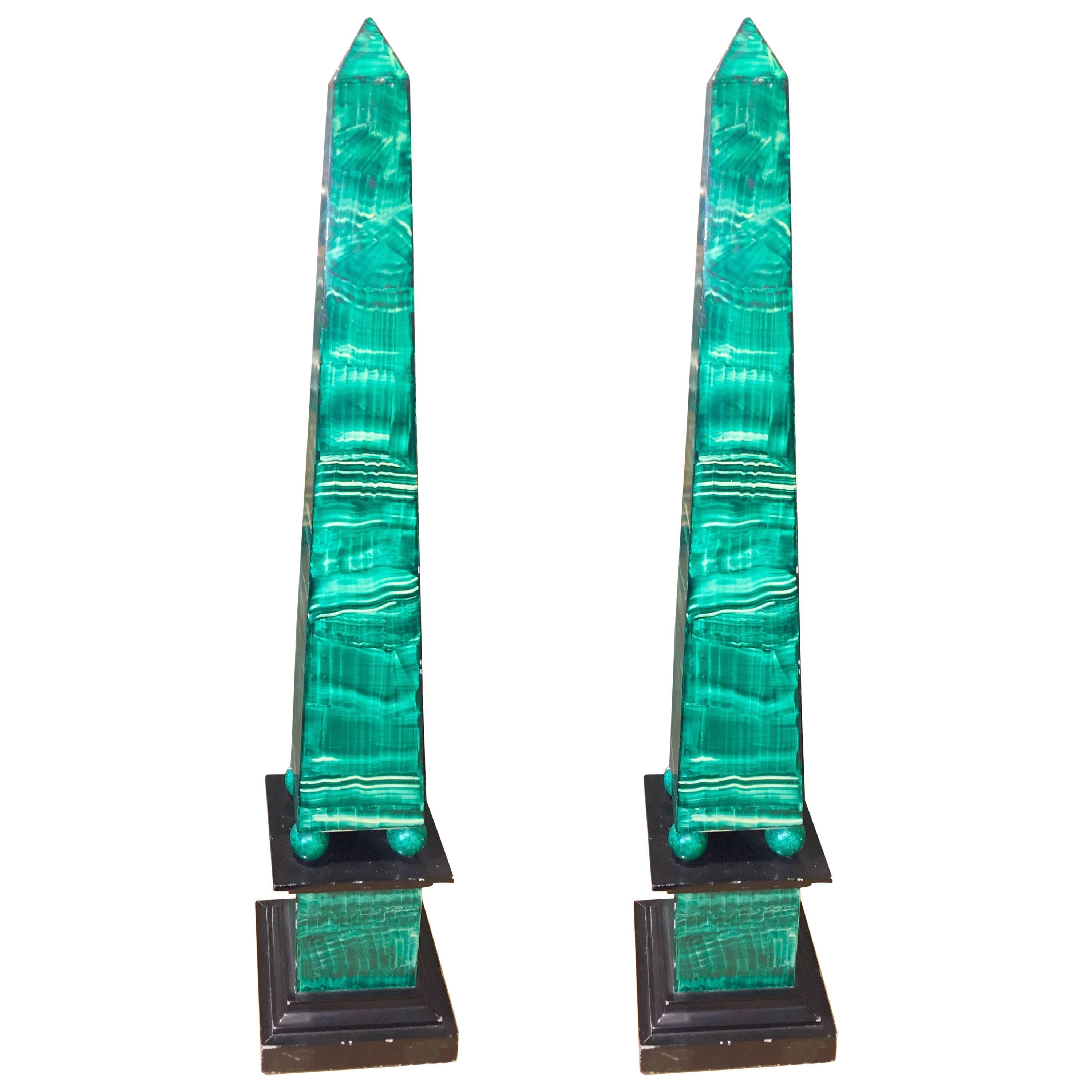 Pair of Continental Faux Painted Malachite Wooden Pyramids For Sale