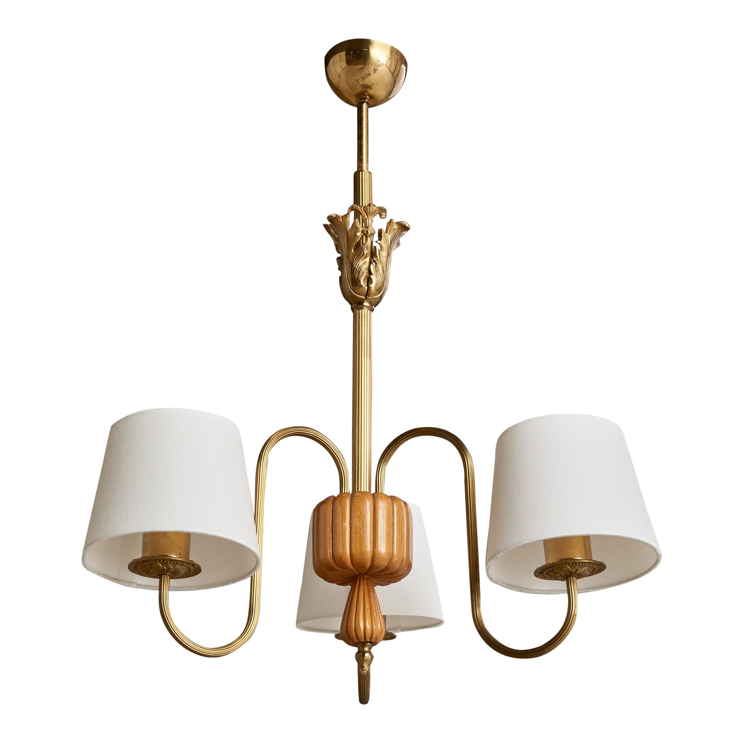 Schwedischer Designer, Kronleuchter, Messing, Ulme, Stoff, Schweden, 1940er Jahre im Angebot