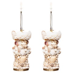 Paar Lampen mit Muschelkruste