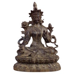 Chinesische Vintage-Holzschnitzerei Tara-Buddha-Statue aus grünem Holz