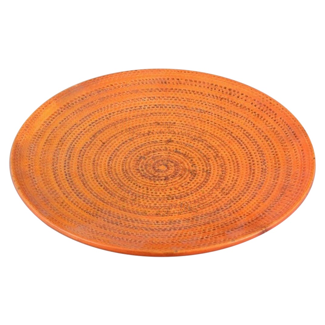 Svend Hammershøi for Kähler. Large platter in uranium glaze. Approx. 1930s For Sale