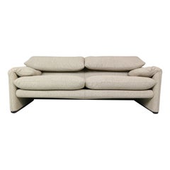 Vico Magistretti "Maralunga" 2 and a half-seater re-upholstered sofa For Cassina