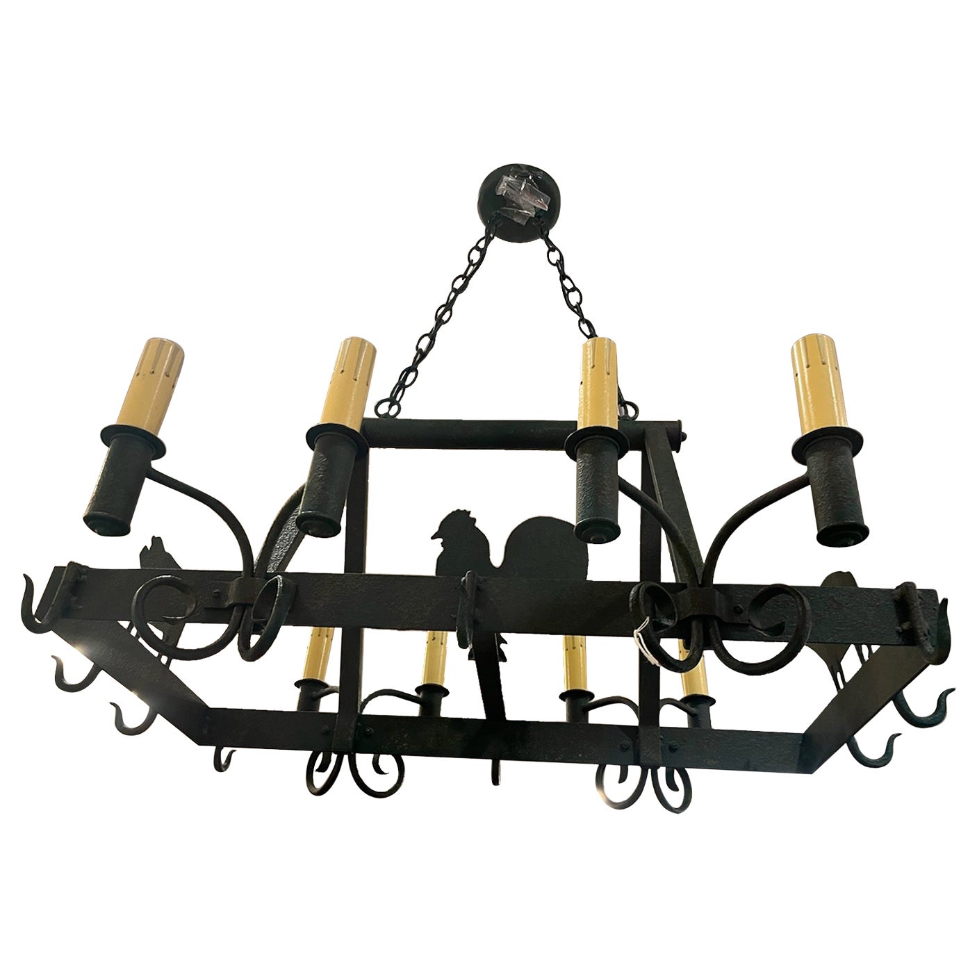 Hand Made Chandelier d'art populaire avec suspensions de pots en fer en vente