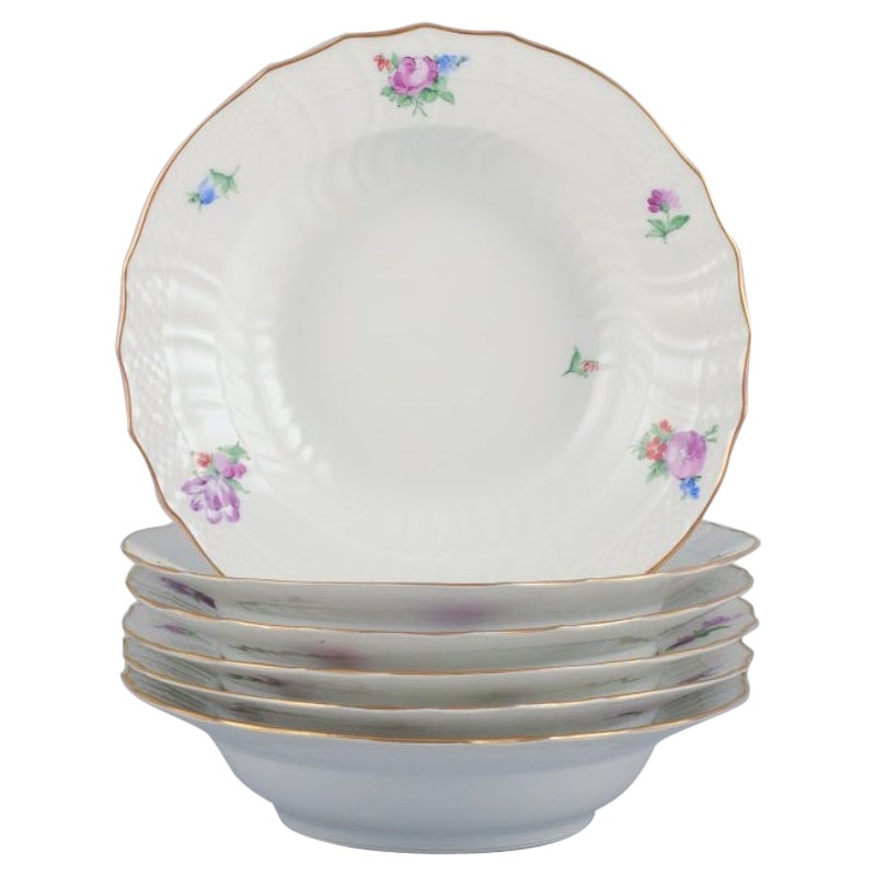 Flor sajona de Royal Copenhagen. Seis platos hondos de porcelana.
