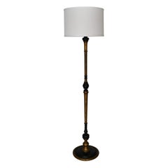 1930's Antiguo Español Hollywood Regency Lámpara de pie de madera maciza y pan de oro