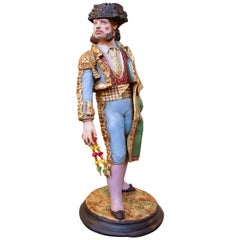 Escultura de Terracota Pintada a Mano de Torero Andaluz Firmada Jiménez Maris