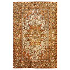 Petit tapis turc ancien finement tissé de 4' x 6'2"