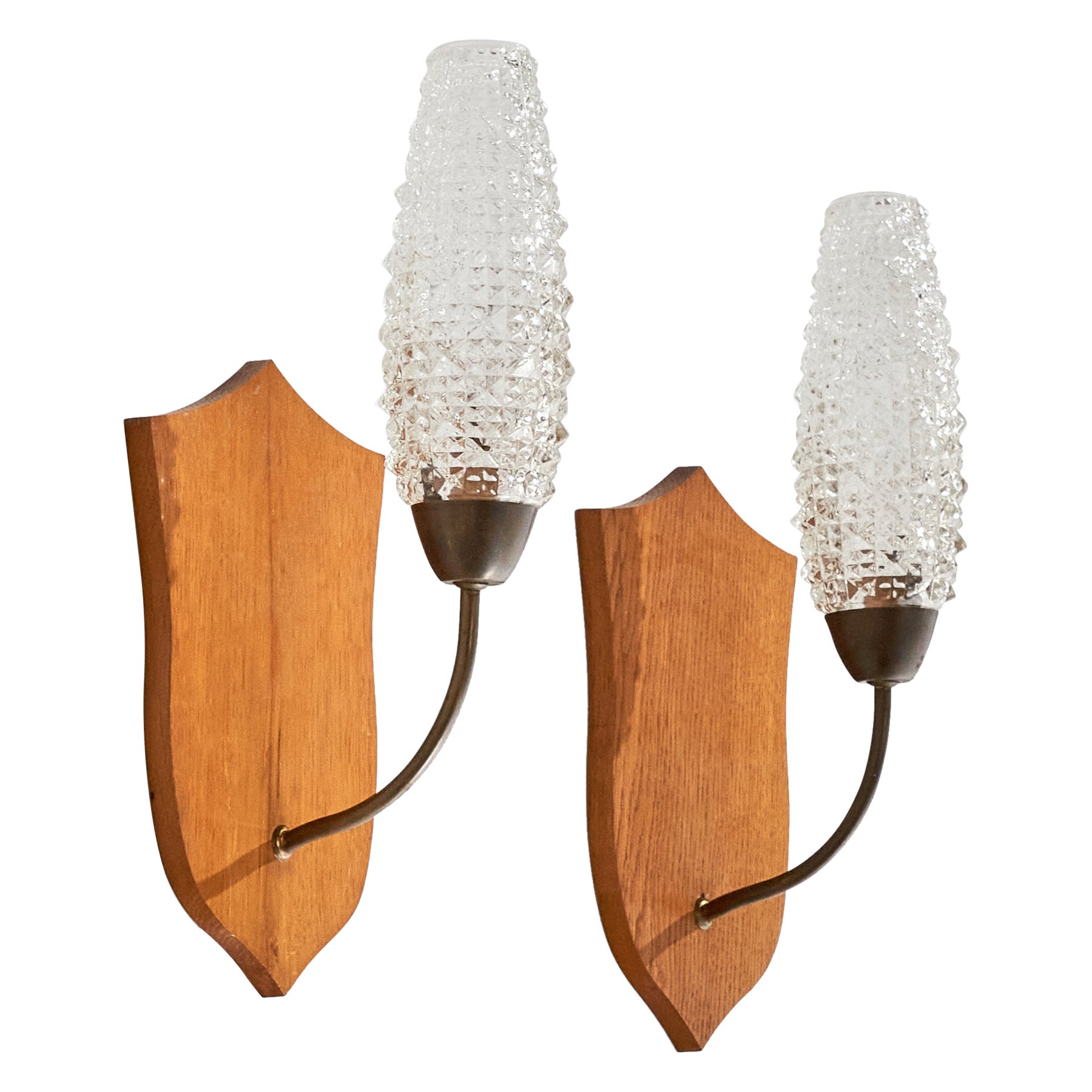 Italienischer Designer, Wandleuchten, Eiche, Messing, Glas, Italien, 1940er Jahre im Angebot