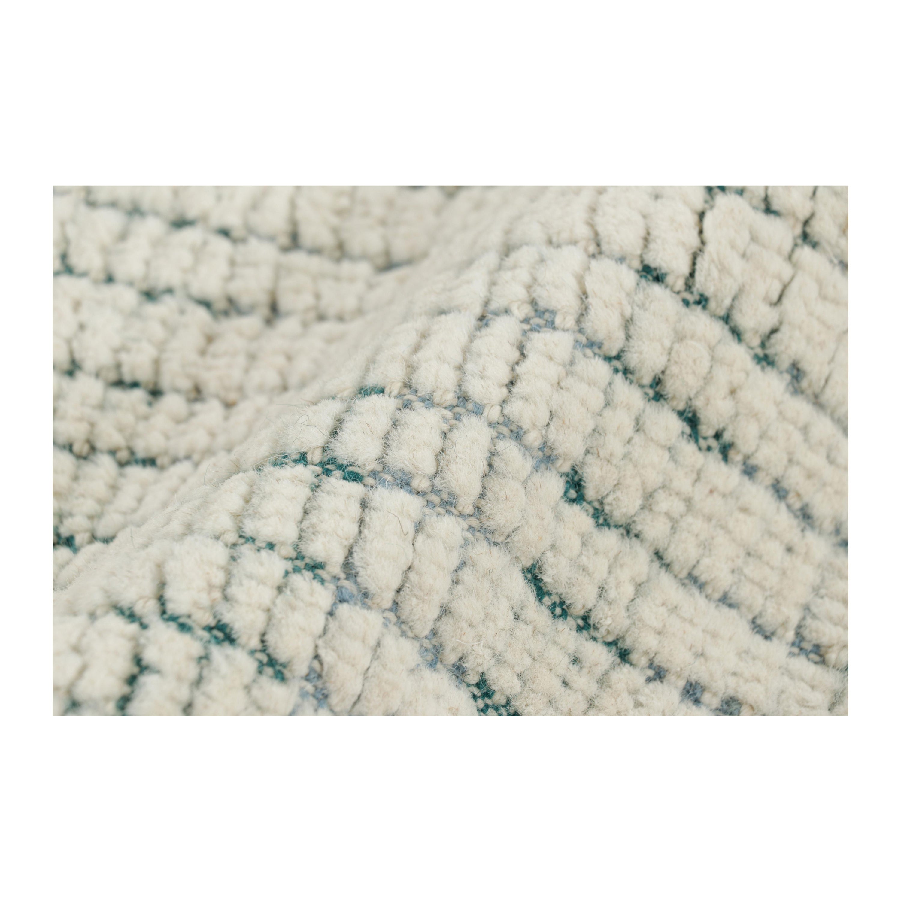 Rug & Kilim’s Modern Textural Rug in Cream & Blue with Ribbed Stripes