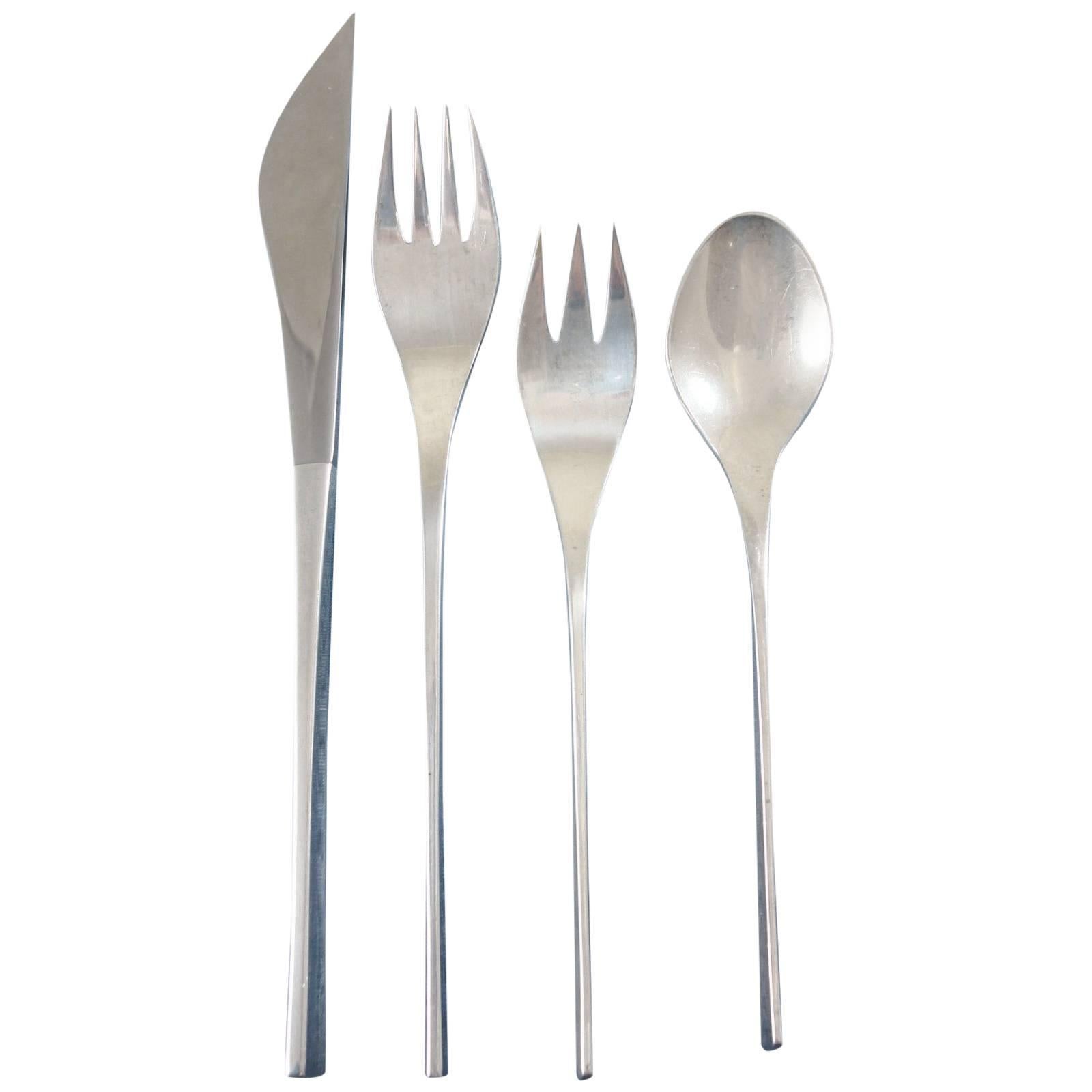 Vision by International Sterling Silver Flatware Set Service 24 Pieces For Sale