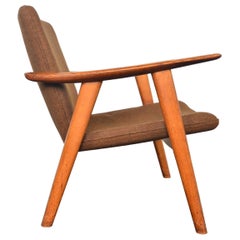 Hans Wegner Jh517 "Buck" Lounge Chair In Oak #2