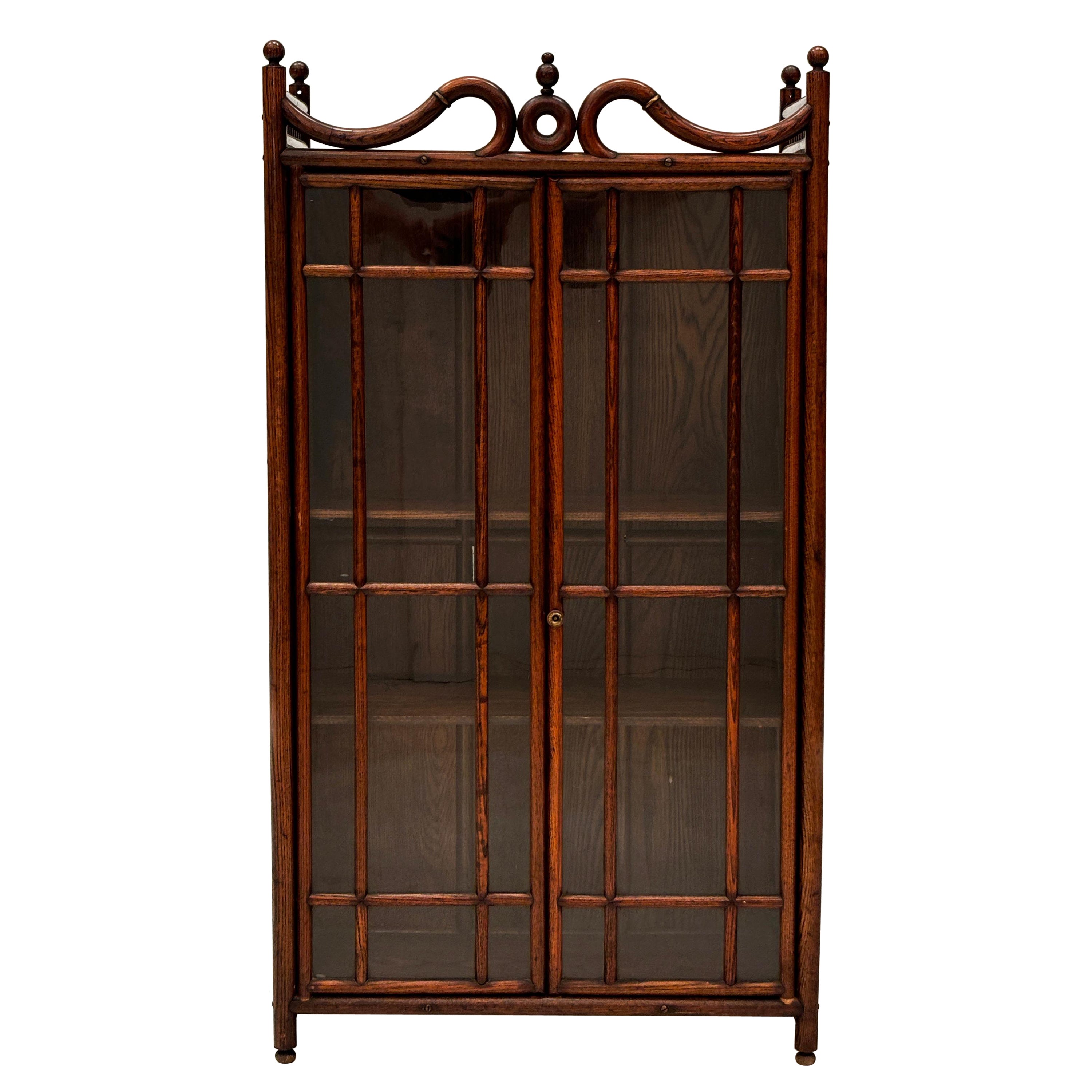 Vitrine à bâtons et à boules en faux bambou du début des années 1900